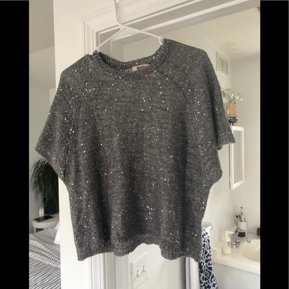 Crop top sequined shirt